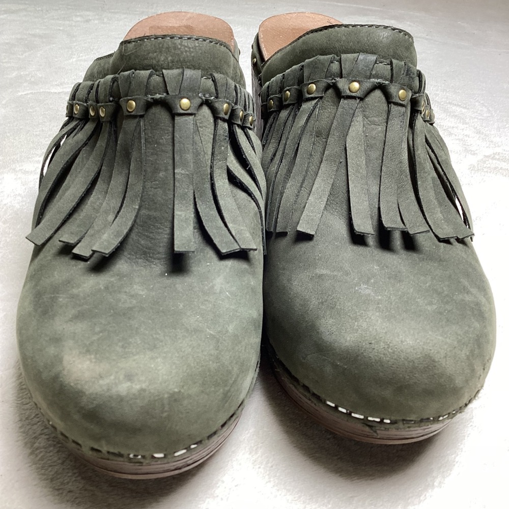Dansko Maria Olive Green Nubuck Leather Fringe Clog Mules Studded Platform 42 - Picture 2 of 9